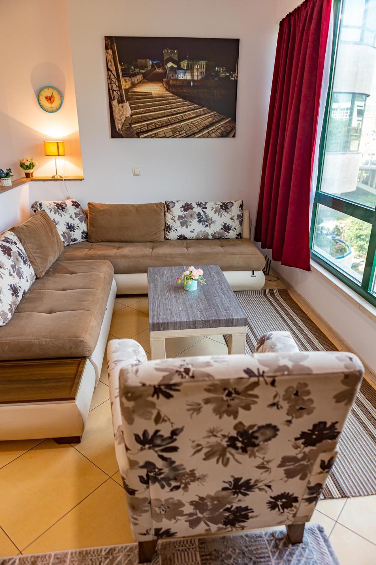 River Harmony Apartment موستار المظهر الخارجي الصورة